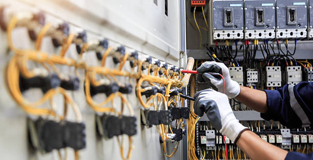 Professional Electrician technician working in Lenwood, CA